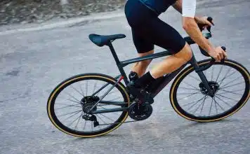 Quel pédalier choisir vélo route ?